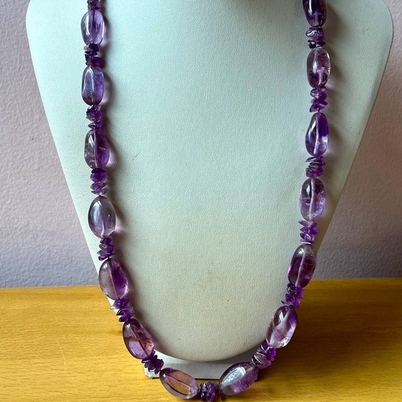 VINTAGE LARGE NATURAL AMETHYST BEADS LONG NECKLACE STATEMENT VERSATILE